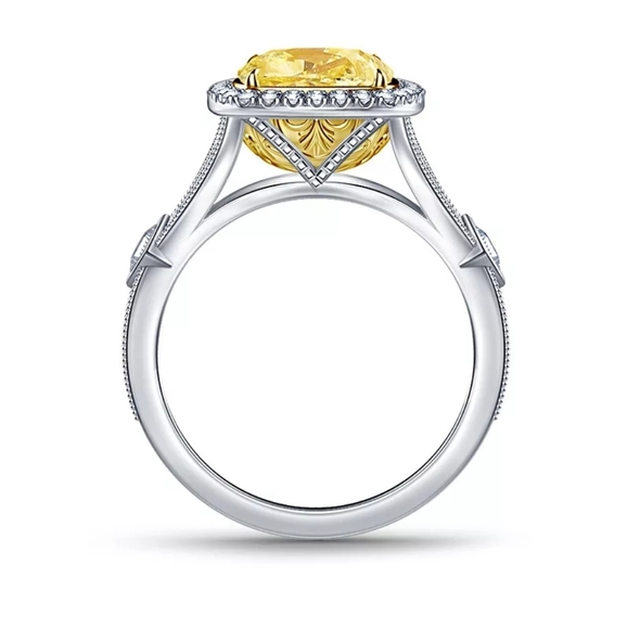 Luxury Designer Yellow Square Cut Diamond Ring - Picture 3 of 6